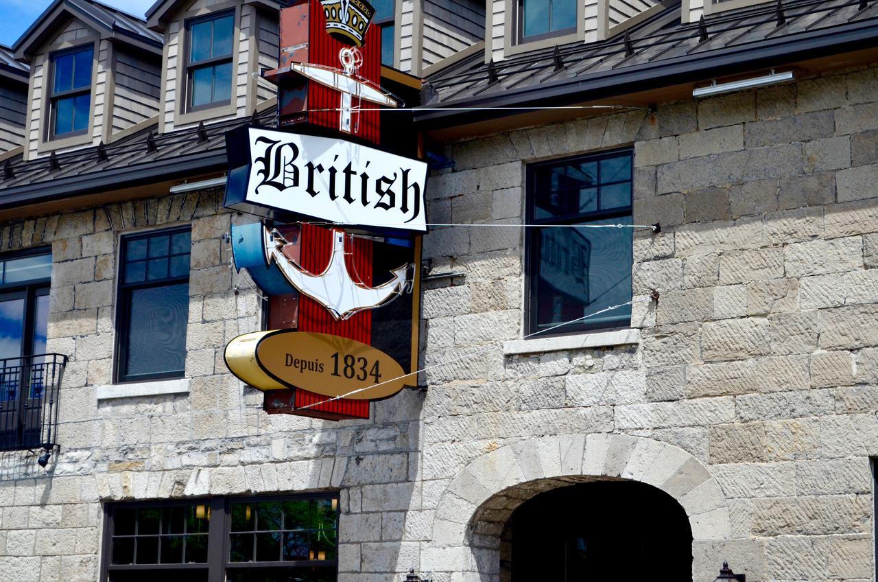 جاتينو British Hotel And Public House المظهر الخارجي الصورة