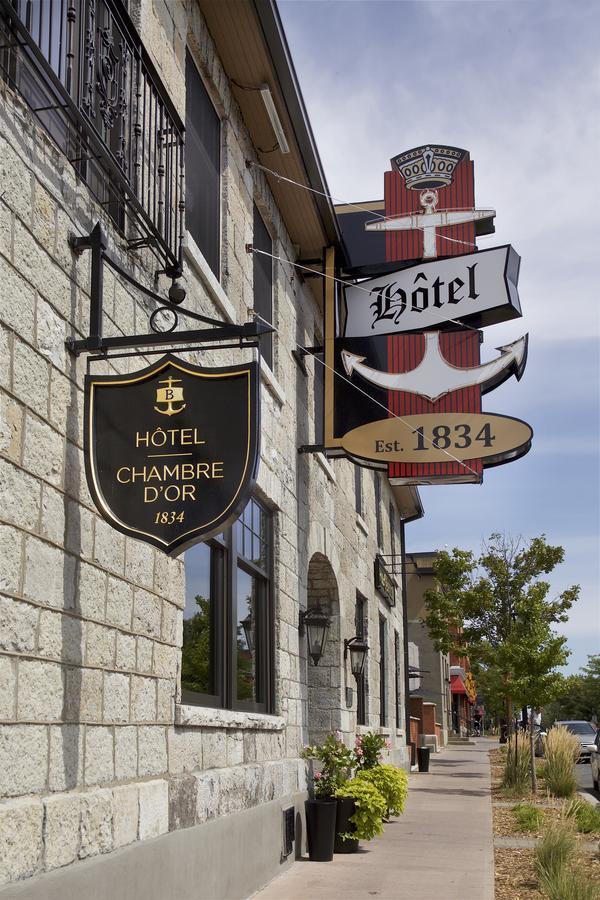 جاتينو British Hotel And Public House المظهر الخارجي الصورة